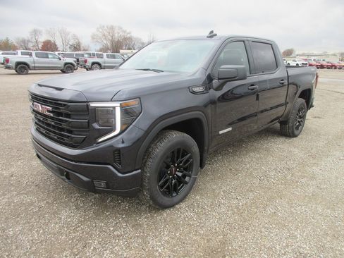 New 2026 GMC Sierra 1500 Elevation image 10