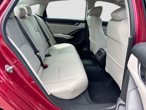 Certified 2019 Honda Accord EX-L image 32