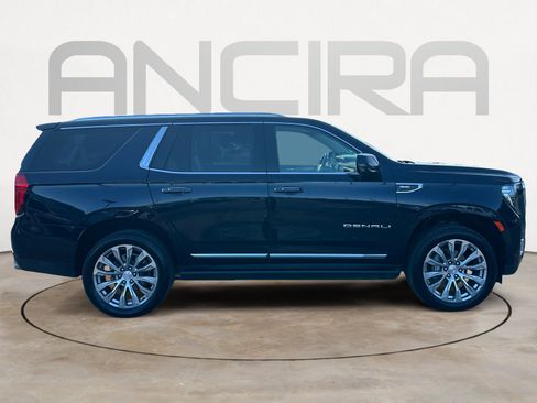 Certified 2023 GMC Yukon Denali w/ Denali Reserve Package AWD/4WD image 11