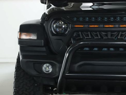Used 2018 Jeep Wrangler Unlimited Sport S AWD/4WD image 6