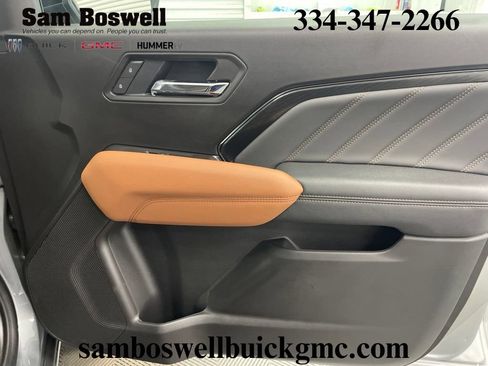 New 2026 GMC Canyon AT4 w/ Technology Plus Package AWD/4WD image 38