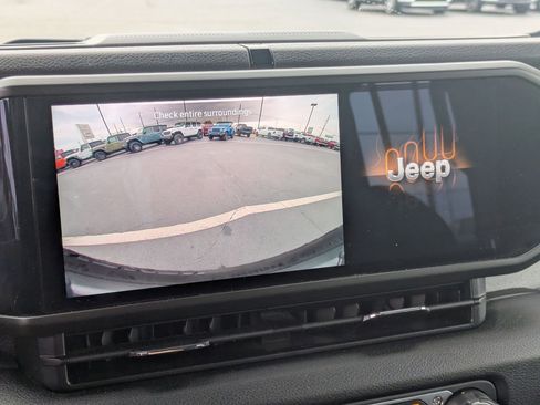 Certified 2024 Jeep Wrangler Sport S image 19