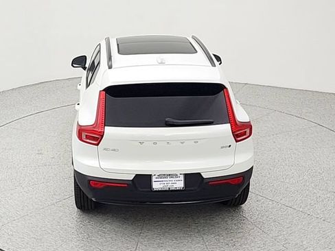 New 2026 Volvo XC40 B5 Plus w/ Climate Package AWD/4WD image 34