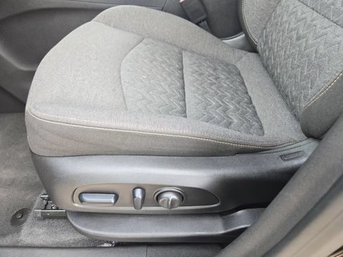 Used 2024 Chevrolet Equinox LT AWD/4WD image 25