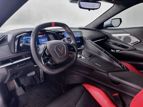 Used 2023 Chevrolet Corvette Stingray Premium Cpe w/ Z51 Performance Package RWD image 32