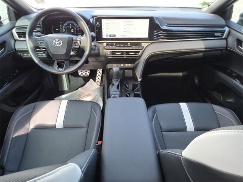 Certified 2025 Toyota Camry SE w/ Multimedia Upgrade Package image 5