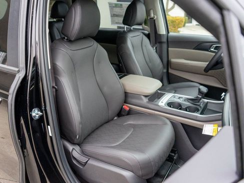 New 2026 Kia Carnival image 9