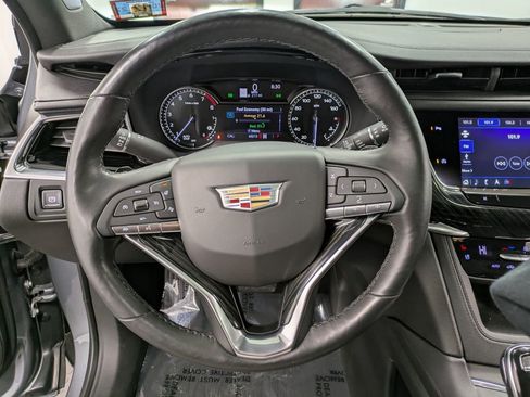 Used 2020 Cadillac XT6 Premium Luxury AWD/4WD image 34