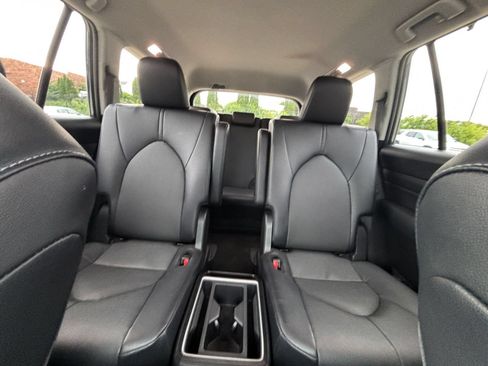 Used 2025 Toyota Grand Highlander FWD image 38