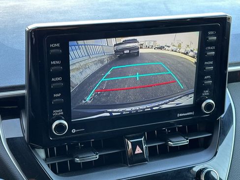 Used 2022 Toyota Corolla SE image 19