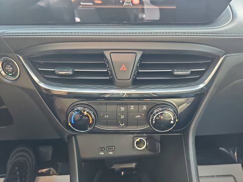 Used 2026 Buick Encore GX Sport Touring FWD image 25