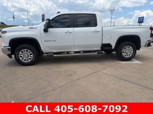 Used 2025 Chevrolet Silverado 2500 LT AWD/4WD image 14