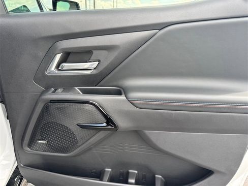 New 2024 Chevrolet Silverado EV RST image 17