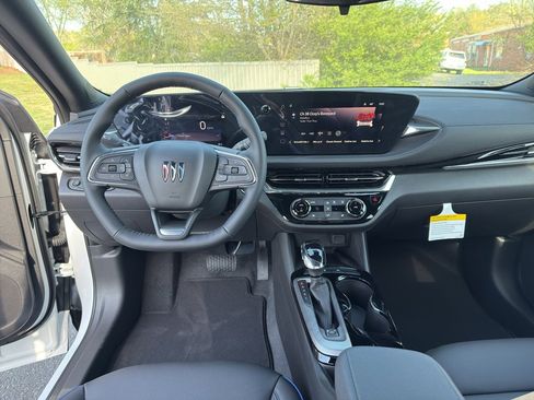 New 2026 Buick Envista Sport Touring image 18