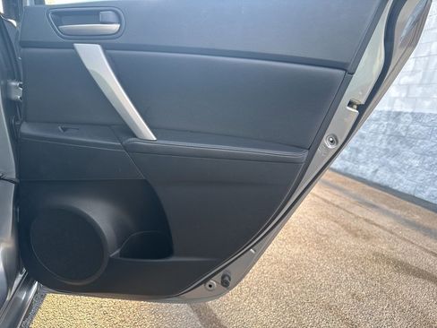 Used 2012 MAZDA MAZDA3 i Grand Touring image 43