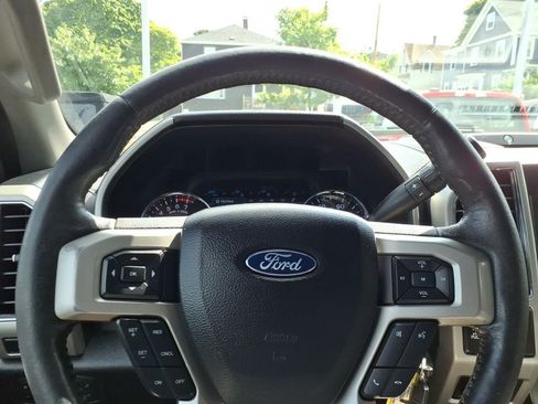 Used 2019 Ford F250 Lariat w/ Chrome Package AWD/4WD image 27