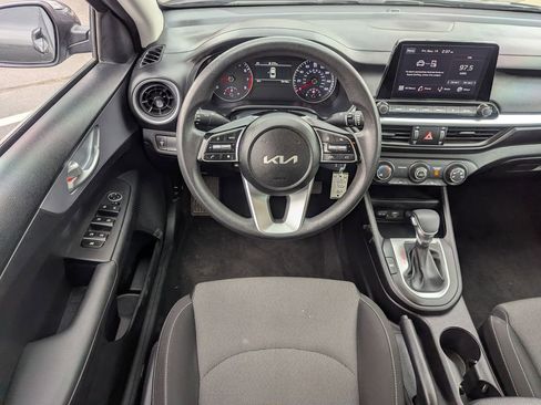 Used 2024 Kia Forte LXS image 27