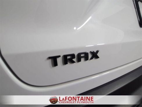 Certified 2024 Chevrolet Trax RS image 28