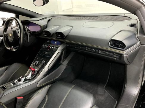 Used 2017 Lamborghini Huracan LP 580-2 RWD image 11