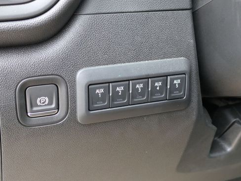 New 2024 GMC Sierra 3500 Pro w/ Convenience Package image 15