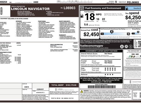 Used 2023 Lincoln Navigator Reserve AWD/4WD image 3