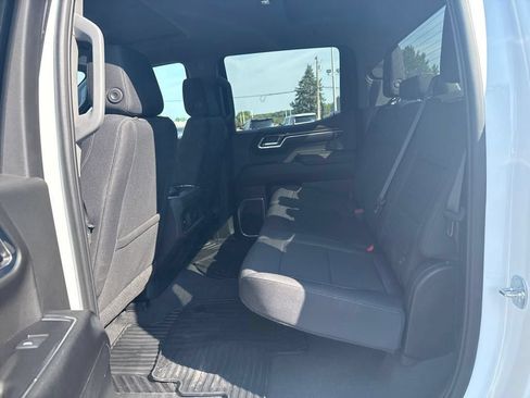 Used 2023 Chevrolet Silverado 1500 RST w/ Z71 Off-Road Package AWD/4WD image 2