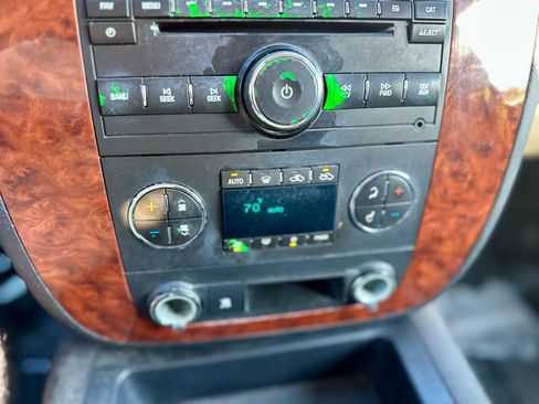 Used 2008 Chevrolet Avalanche LT image 23