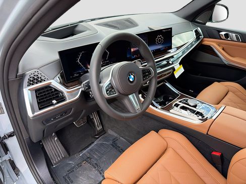 New 2026 BMW X5 sDrive40i w/ M Sport Package RWD image 25