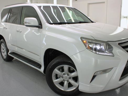 Used 2014 Lexus GX 460 image 14