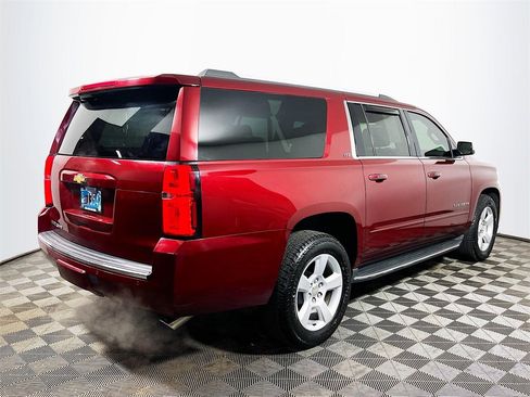 Used 2016 Chevrolet Suburban LTZ image 8