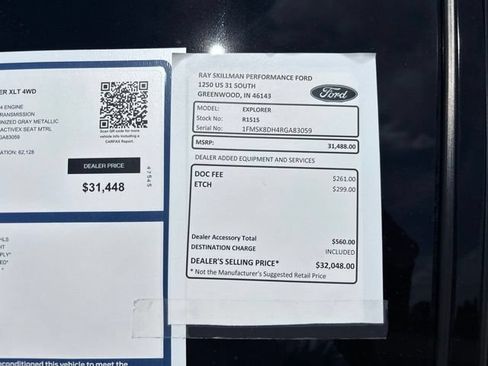 Certified 2024 Ford Explorer XLT w/ Equipment Group 202A AWD/4WD image 3