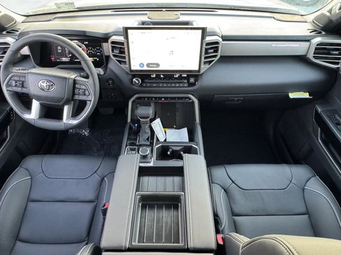 New 2026 Toyota Tundra Limited AWD/4WD image 4