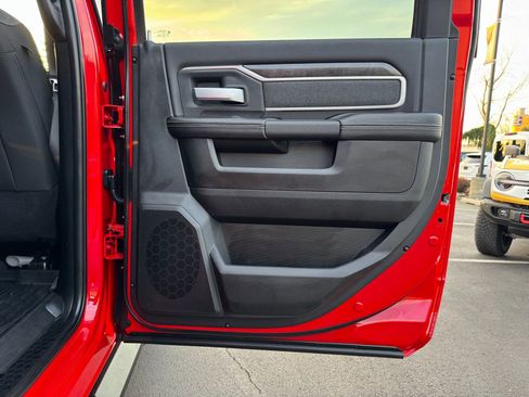 Used 2020 RAM 2500 Big Horn w/ Level 2 Equipment Group image 70