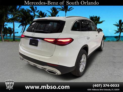 Used 2025 Mercedes-Benz GLC 300 image 15