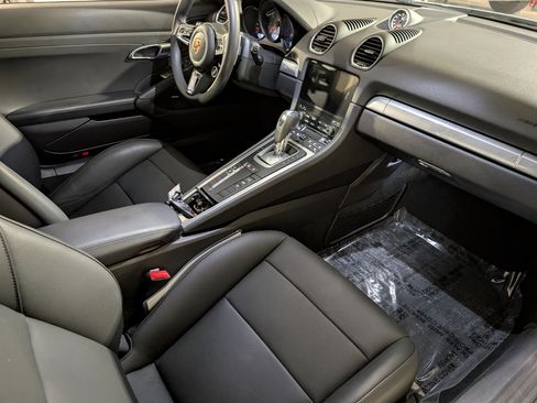 Certified 2025 Porsche 718 Cayman S image 24