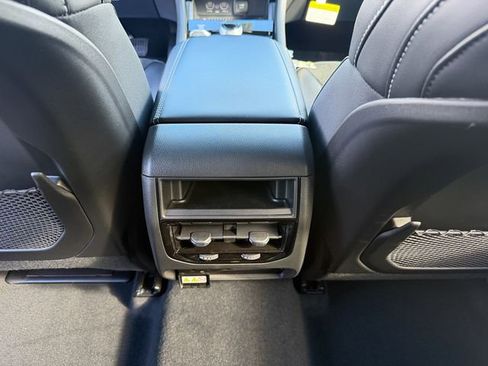 New 2026 Jeep Grand Cherokee Laredo image 25