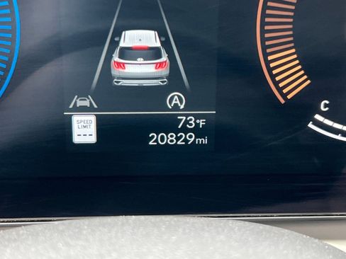Used 2025 Hyundai Tucson SEL FWD image 41