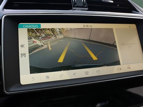 Used 2019 Jaguar F-PACE S AWD/4WD image 46