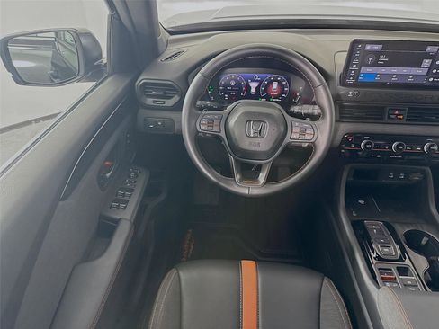 Certified 2026 Honda Passport TrailSport image 24