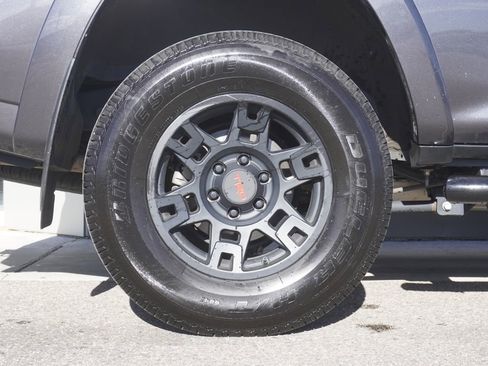 Used 2021 Toyota 4Runner SR5 Premium image 34