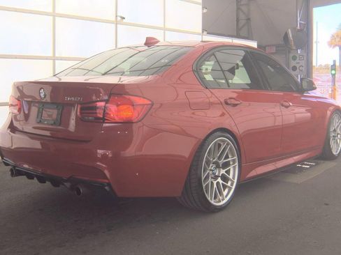 Used 2018 BMW 340i Sedan w/ Premium Package image 5