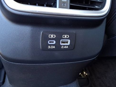 Used 2024 Subaru Outback Premium AWD/4WD image 11