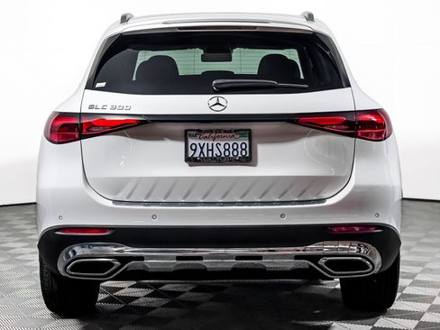 Certified 2026 Mercedes-Benz GLC 300 image 11