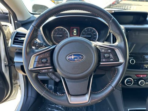 Used 2019 Subaru Crosstrek 2.0i Limited w/ Moonroof Package w/Navigation AWD/4WD image 18
