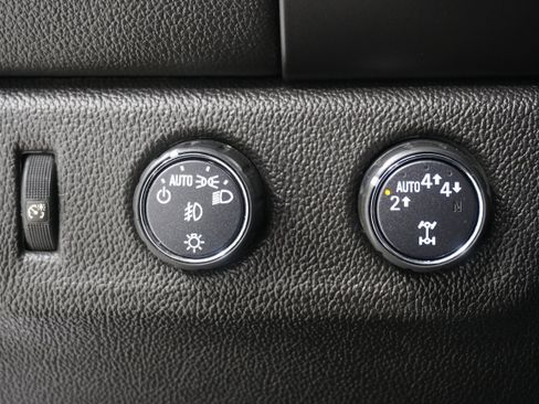 Used 2017 GMC Canyon Denali image 21