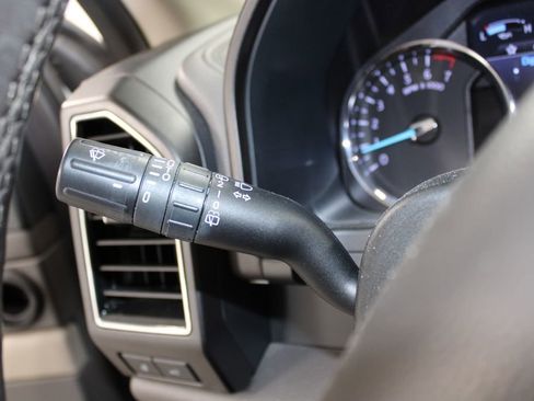 Used 2020 Ford Expedition Max Limited w/ Equipment Group 302A image 28