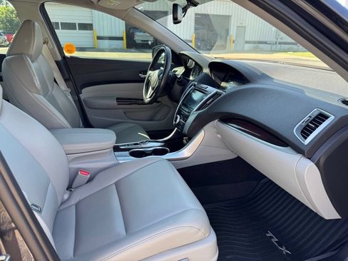 Used 2015 Acura TLX V6 FWD image 14
