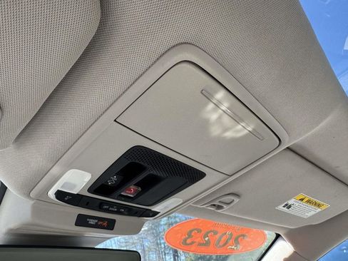 Used 2023 Honda Accord EX-L image 29