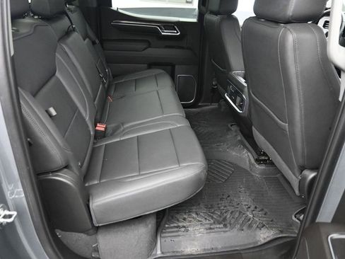 Used 2023 Chevrolet Silverado 1500 LTZ AWD/4WD image 8