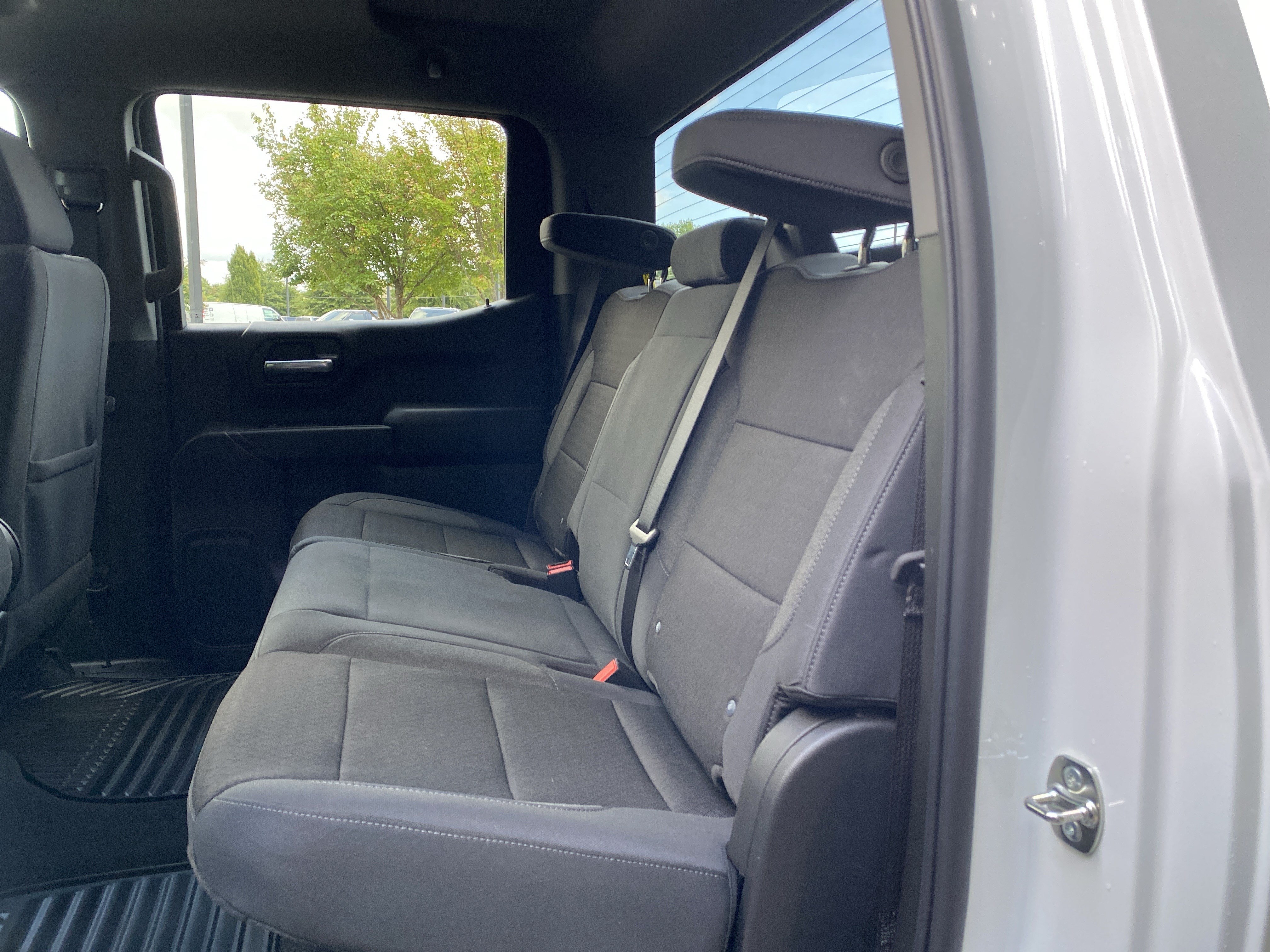 Used 2026 Chevrolet Silverado 1500 Custom AWD/4WD image 34